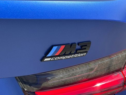 Used 2023 BMW M3 Competition w/ M Carbon Exterior Package image 38