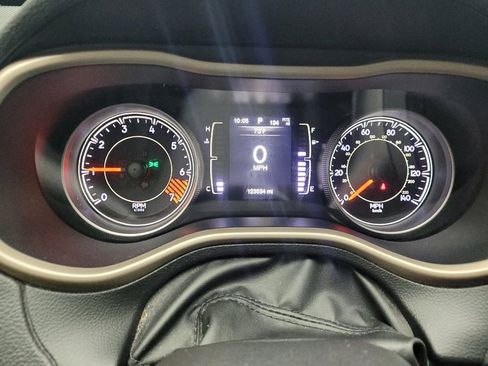 Used 2015 Jeep Cherokee Latitude AWD/4WD image 23