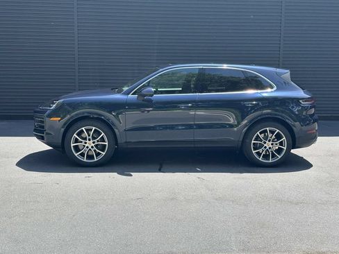 New 2026 Porsche Cayenne AWD/4WD image 2