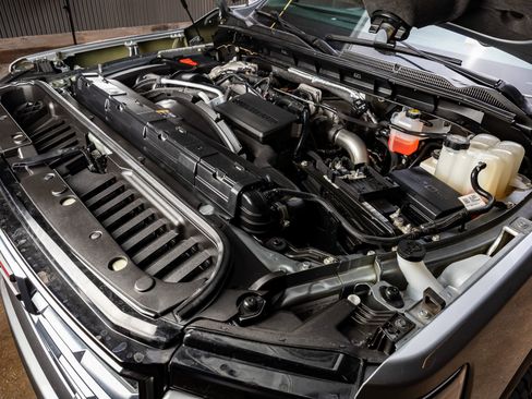 Used 2024 GMC Sierra 2500 AT4 w/ Technology Package image 40