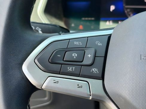 Used 2022 Volkswagen Tiguan SE FWD image 20