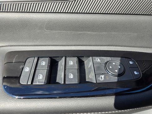 New 2026 Nissan Murano SV AWD/4WD image 12