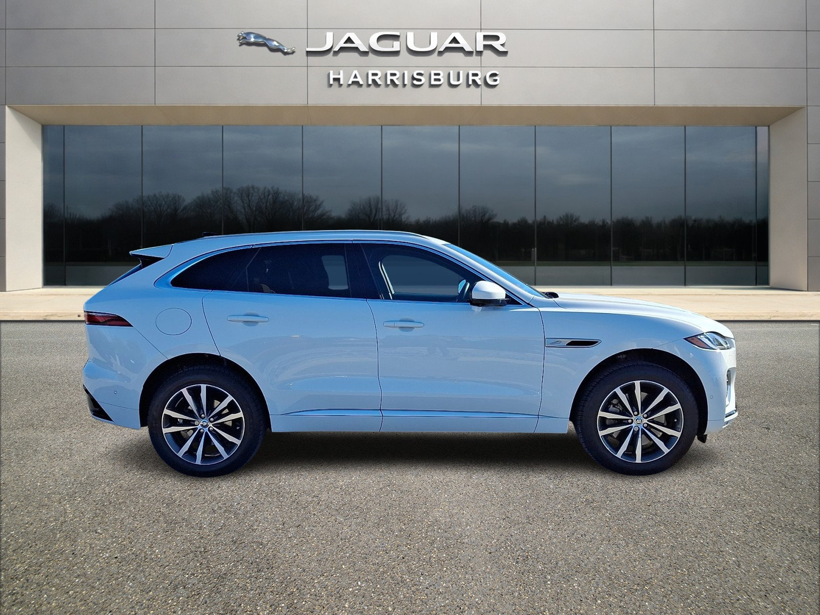 Used 2026 Jaguar F-PACE R-Dynamic S AWD/4WD image 5