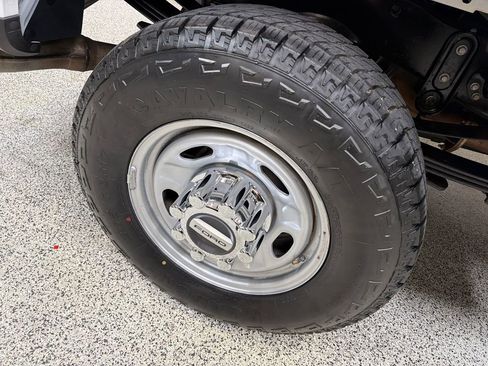 Used 2022 Ford F350 XL w/ Power Equipment Group AWD/4WD image 48