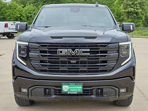 Used 2025 GMC Sierra 1500 Elevation w/ Elevation Premium Package AWD/4WD image 2