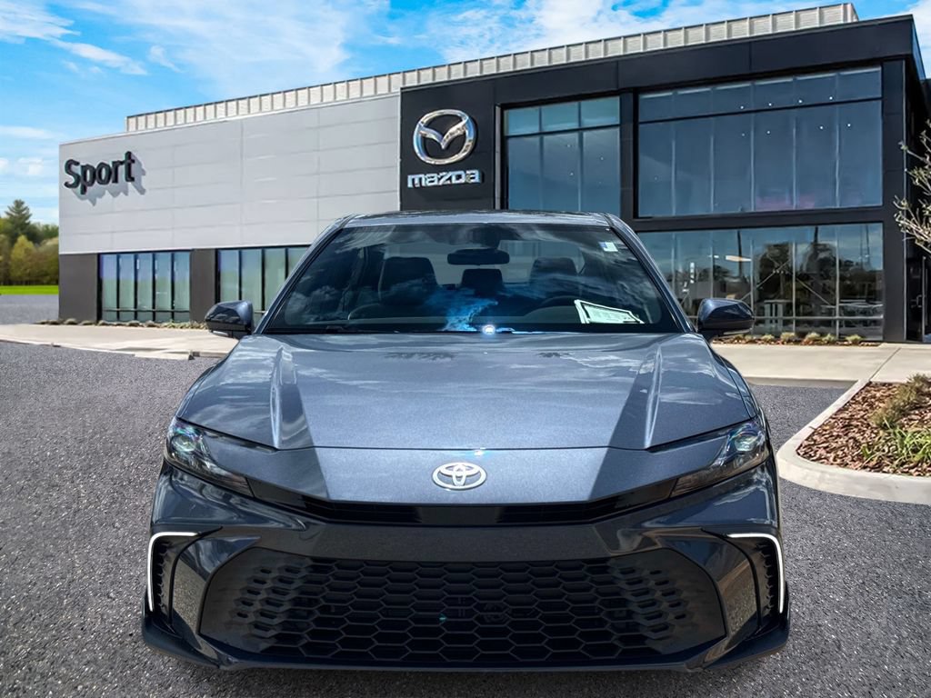 Used 2026 Toyota Camry SE FWD image 9