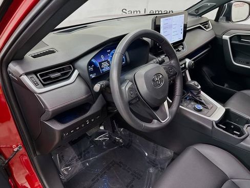 Used 2024 Toyota RAV4 XSE image 9