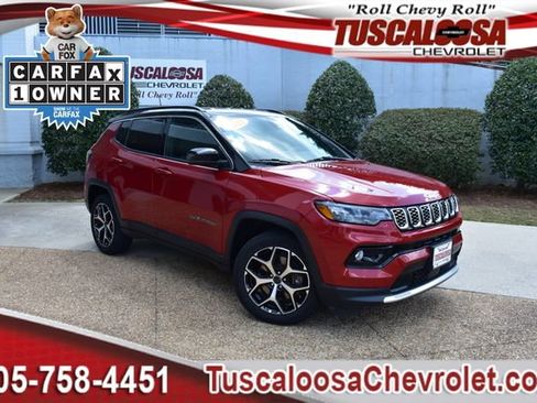 Used 2025 Jeep Compass Limited AWD/4WD image 1