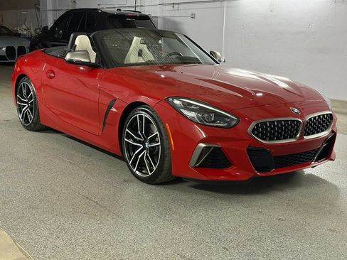 Used 2022 BMW Z4 M40i w/ Premium Package RWD image 3