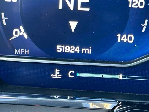 Used 2024 Chevrolet Silverado 2500 LT image 13