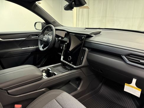 New 2026 GMC Acadia Elevation w/ LPO, Floor Liner Package image 16