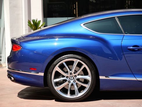 Used 2022 Bentley Continental GT AWD/4WD image 9
