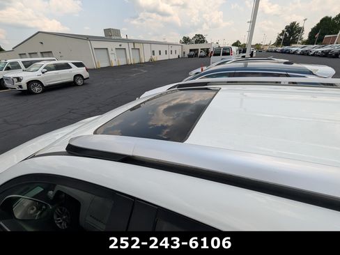Used 2016 Toyota RAV4 XLE FWD image 9