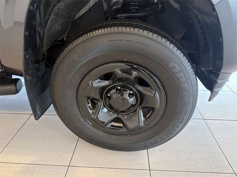 Used 2023 Toyota Tacoma SR image 14