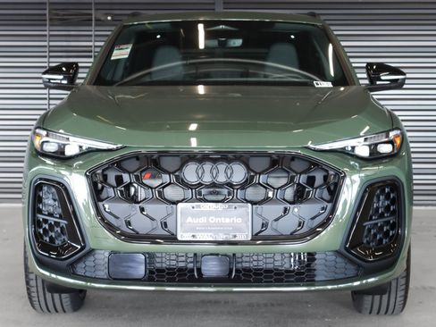 New 2025 Audi SQ5 Prestige image 13