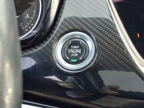 Used 2021 Cadillac XT6 Sport image 16