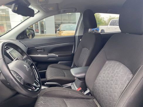Used 2020 Mitsubishi Outlander Sport SE AWD/4WD image 17