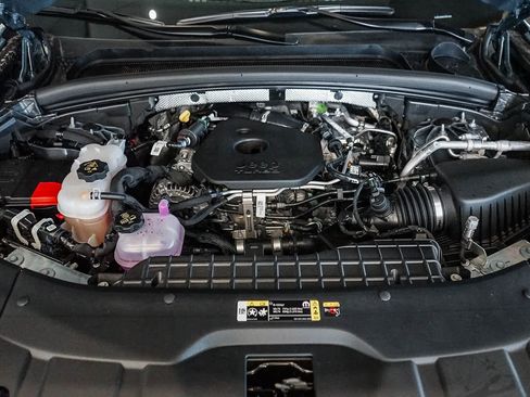 New 2026 Jeep Grand Cherokee L Limited image 12