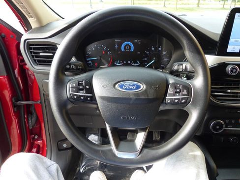 Used 2020 Ford Escape SE AWD/4WD image 24
