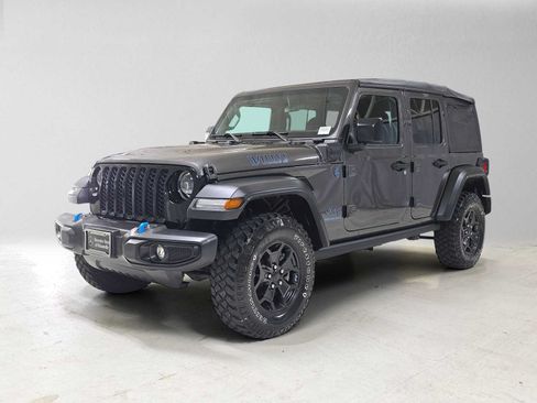 Used 2023 Jeep Wrangler Unlimited w/ Cold Weather Group AWD/4WD image 7