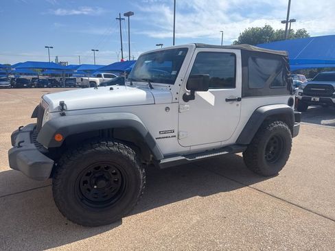 Used 2015 Jeep Wrangler Sport w/ Quick Order Package 23S AWD/4WD image 1