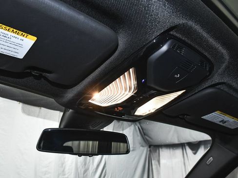 Used 2020 BMW X5 xDrive40i w/ M Sport Package AWD/4WD image 40