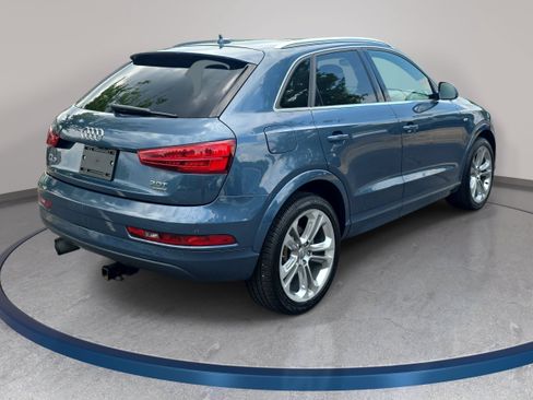 Used 2018 Audi Q3 2.0T Premium Plus w/ Premium Plus Package AWD/4WD image 5