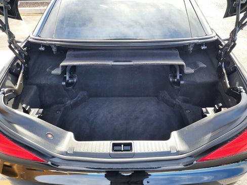 Used 2014 Mercedes-Benz SL 550 w/ Sport Wheel Package image 15