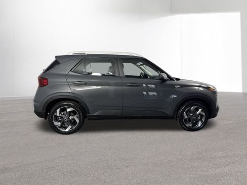 New 2026 Hyundai Venue SEL image 33