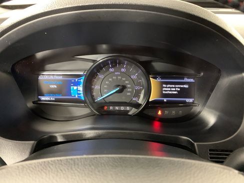 Used 2018 Ford Explorer Sport image 20