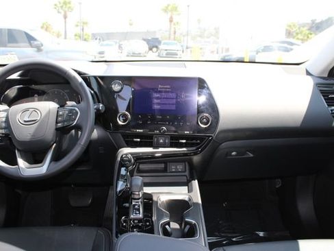Certified 2025 Lexus NX 250 FWD w/ Accessory Package (2T) image 10