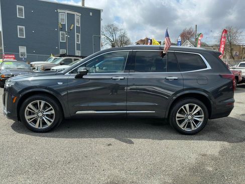 Used 2022 Cadillac XT6 Premium Luxury AWD/4WD image 8