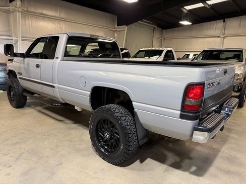 Used 2001 Dodge Ram 2500 Truck 4x4 Quad Cab image 3