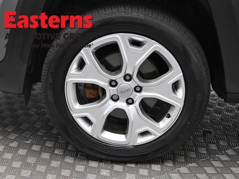 Used 2020 Jeep Renegade Limited AWD/4WD image 32