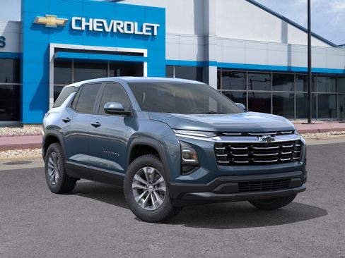 New 2026 Chevrolet Equinox LT FWD image 7