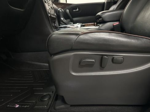 Used 2019 Nissan Armada Platinum w/ Interior Lighting Package RWD image 37