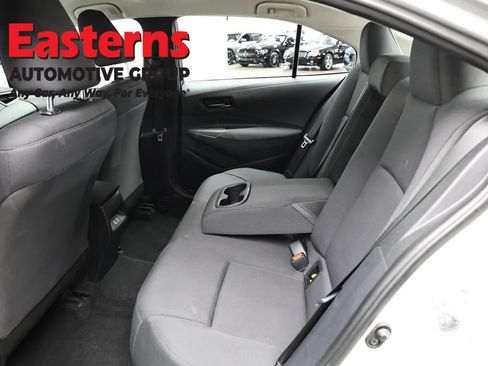 Used 2024 Toyota Corolla LE FWD image 20
