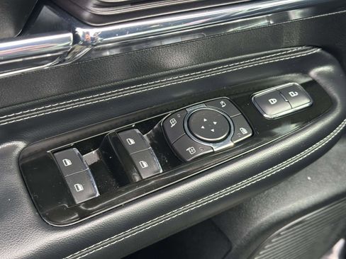 Used 2022 Lincoln Corsair Reserve w/ Equipment Group 201A image 17