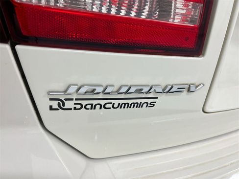 Used 2018 Dodge Journey SE w/ Popular Equipment Group image 25
