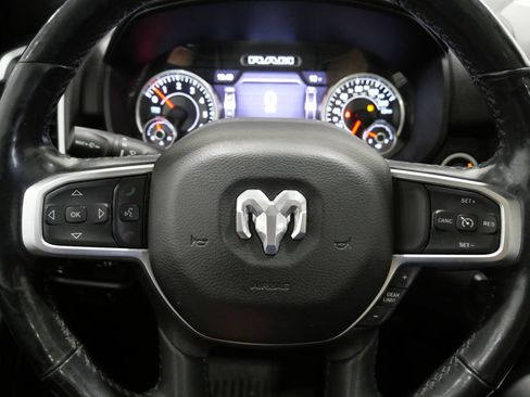 Used 2019 RAM 1500 Big Horn RWD image 16