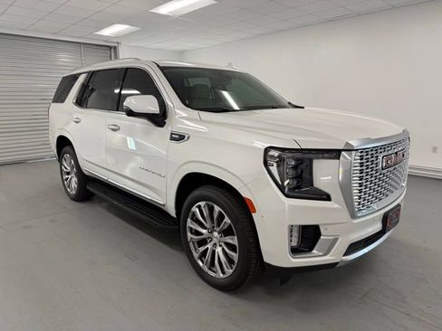 Used 2021 GMC Yukon Denali image 3