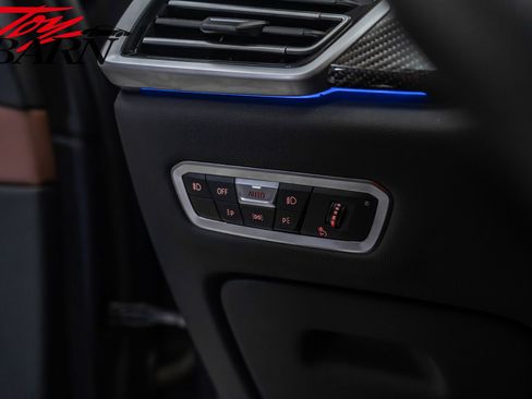 Used 2020 BMW X6 M50i w/ Executive Package image 29