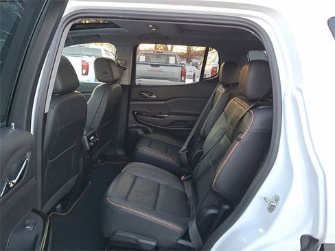 Certified 2022 GMC Acadia AT4 w/ Technology Package image 24
