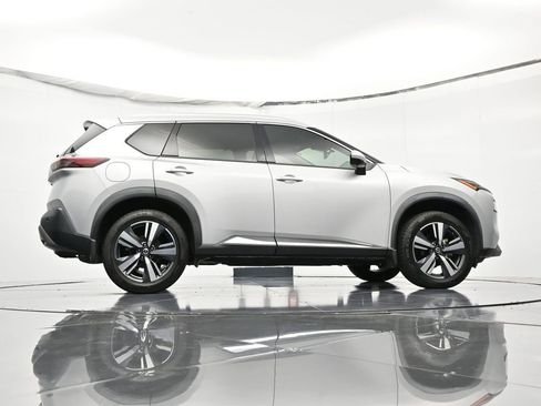 Used 2021 Nissan Rogue SL w/ Premium Package image 41