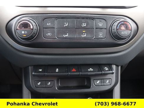 Used 2015 Chevrolet Colorado Z71 image 17
