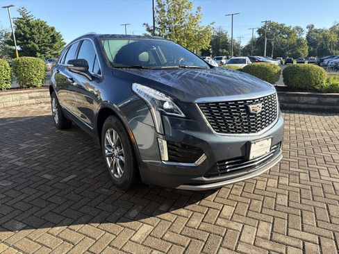 Used 2021 Cadillac XT5 Premium Luxury AWD/4WD image 7