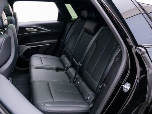 Certified 2025 Cadillac Lyriq Luxury w/ LPO, Floor Liner Package AWD/4WD image 22