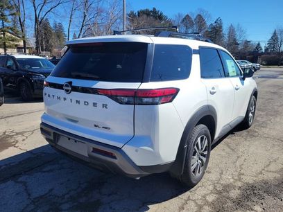 New 2026 Nissan Pathfinder SL