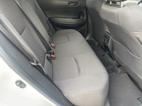 Used 2022 Toyota Corolla Cross LE FWD image 13