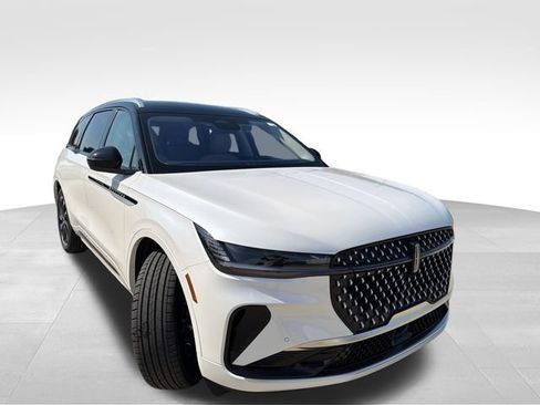 New 2026 Lincoln Nautilus Reserve AWD/4WD image 12